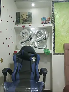 Melisa 14 online show from 04-18-26, 11:47