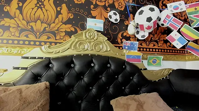 Snapshot of dulce_girls chatting on 07-16-26, 01:06 dulce girls online show from 07-16-26, 01:06
