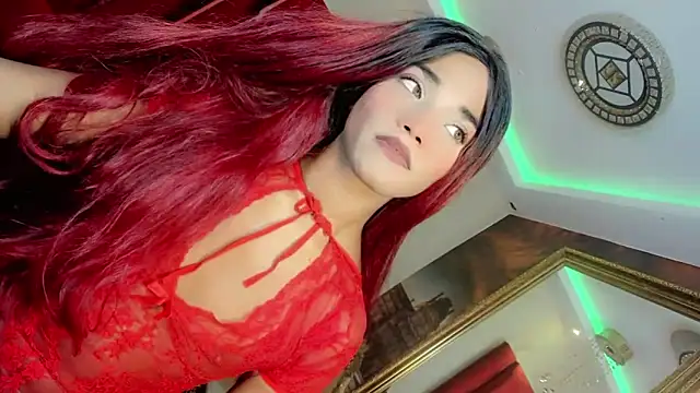 Snapshot of Paola_Delfino chatting on 04-29-26, 05:30 Paola Delfino online show from 04-29-26, 05:30