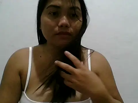 Snapshot of exotic032 chatting on 07-09-26, 11:14 exotic032 online show from 07-09-26, 11:14