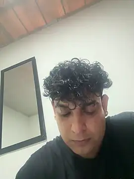 Niccolo Noir online show from 04-07-26, 08:09