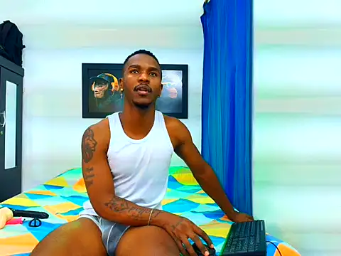 Snapshot of dickblackxx chatting on 06-26-26, 04:28 dickblackxx online show from 06-26-26, 04:28