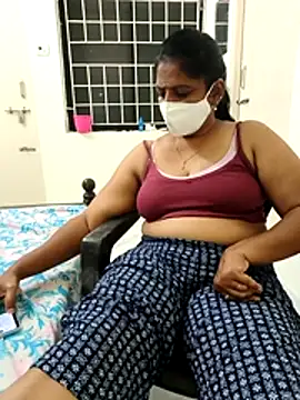Snapshot of tamil_manjalmaami chatting on 05-11-26, 02:45 tamil manjalmaami online show from 05-11-26, 02:45