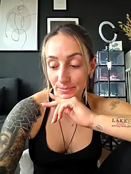 NicoleKaiser online show from 04-02-26, 04:04