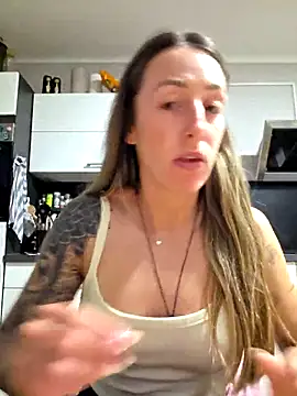 NicoleKaiser online show from 04-22-26, 06:31