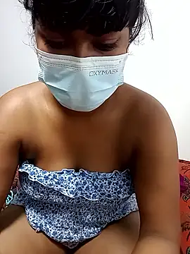 Snapshot of honeyi_babe chatting on 06-17-26, 07:48 honeyi babe online show from 06-17-26, 07:48