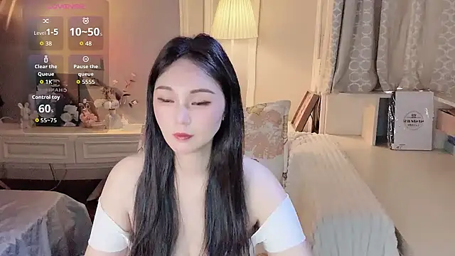 Snapshot of KCYE-CC chatting on 05-29-26, 04:21 KCYE-CC online show from 05-29-26, 04:21