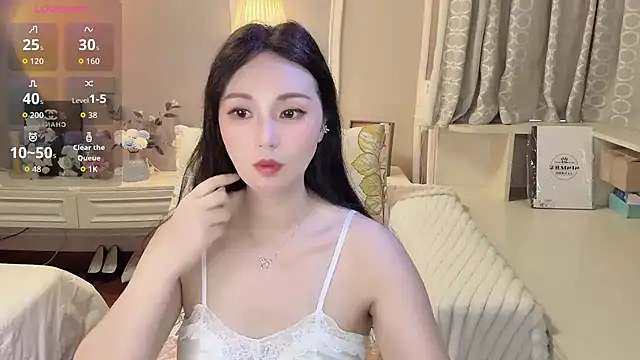 Snapshot of KCYE-CC chatting on 07-15-26, 03:12 KCYE-CC online show from 07-15-26, 03:12