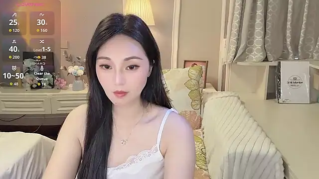 Snapshot of KCYE-CC chatting on 07-17-26, 05:47 KCYE-CC online show from 07-17-26, 05:47