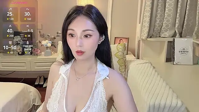 Snapshot of KCYE-CC chatting on 07-23-26, 10:57 KCYE-CC online show from 07-23-26, 10:57