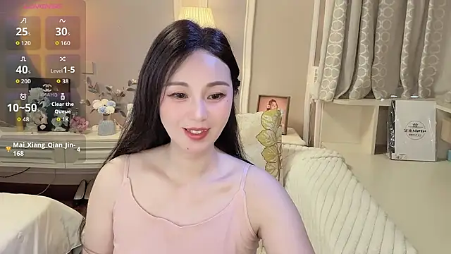 Snapshot of KCYE-CC chatting on 07-27-26, 06:20 KCYE-CC online show from 07-27-26, 06:20