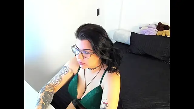 Snapshot of _Nova_Soft_ chatting on 04-28-26, 03:39 Nova Soft online show from 04-28-26, 03:39