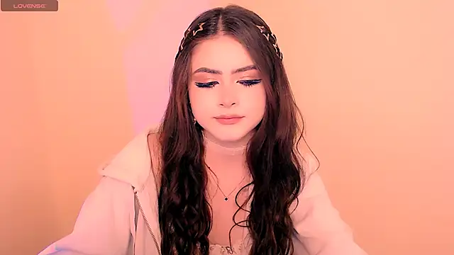  LunnaBelle  online show from 03-22-26, 12:52