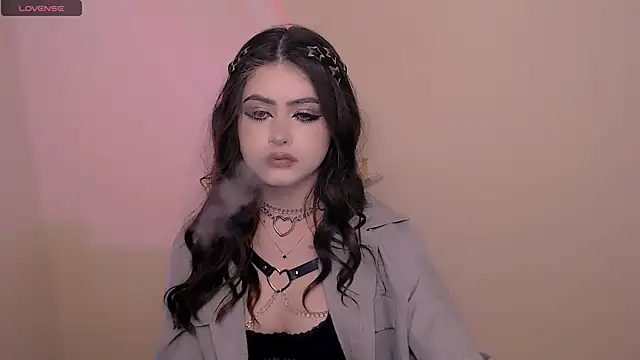  LunnaBelle  online show from 03-26-26, 03:06