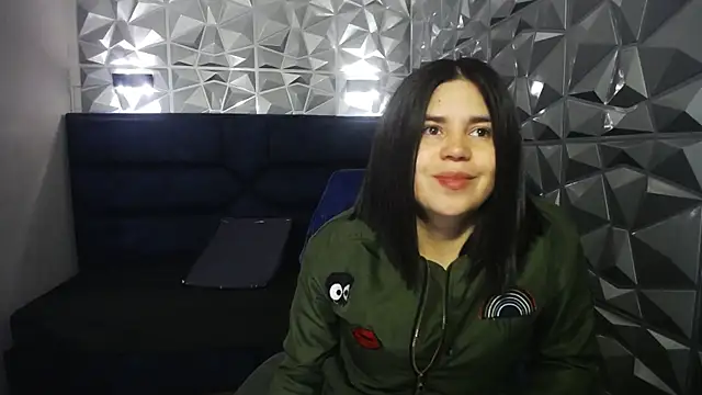 Snapshot of Cata_black chatting on 05-04-26, 11:50 Cata black online show from 05-04-26, 11:50