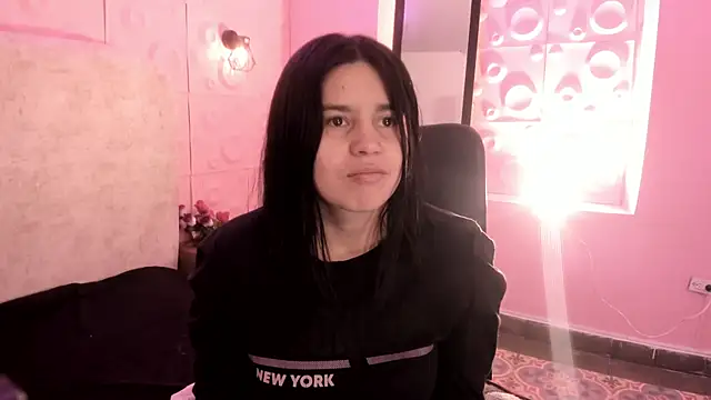 Snapshot of Cata_black chatting on 06-03-26, 02:33 Cata black online show from 06-03-26, 02:33