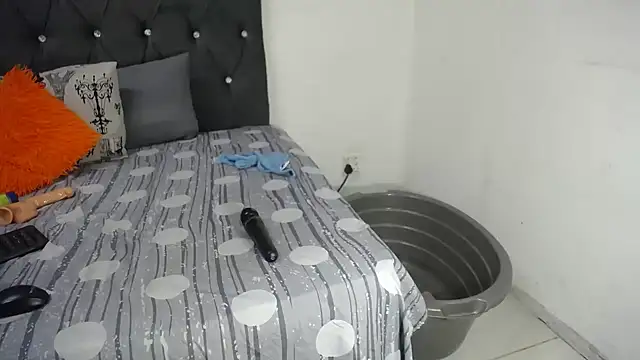 BootySoYummyX online show from 04-14-26, 10:10