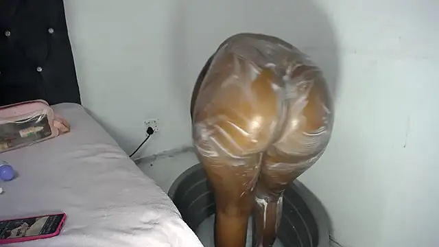 BootySoYummyX online show from 06-01-26, 09:33