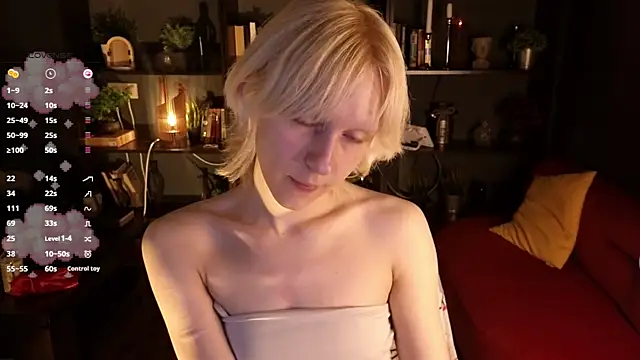 Snapshot of holyedward chatting on 06-18-26, 10:30 holyedward online show from 06-18-26, 10:30