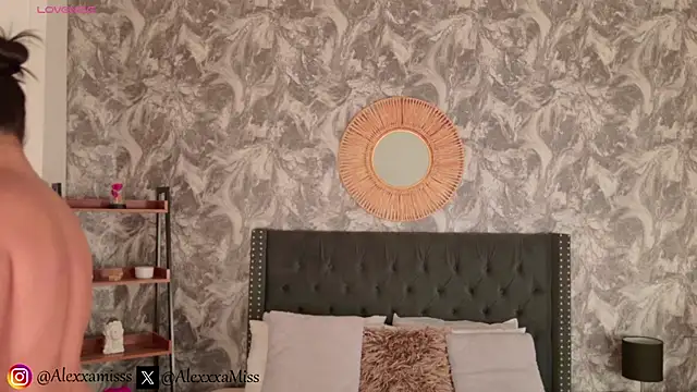 Snapshot of _Miss_alexxxa chatting on 06-11-26, 02:53 Miss alexxxa online show from 06-11-26, 02:53
