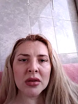 Maria3879 online show from 04-15-26, 07:10