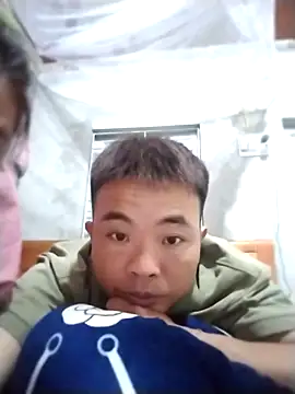 Snapshot of boy-pho- chatting on 03-19-26, 12:09 boy-pho- online show from 03-19-26, 12:09