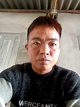Snapshot of boy-pho- chatting on 03-21-26, 01:10 boy-pho- online show from 03-21-26, 01:10