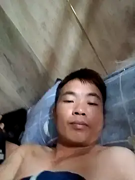 Snapshot of boy-pho- chatting on 05-14-26, 01:45 boy-pho- online show from 05-14-26, 01:45