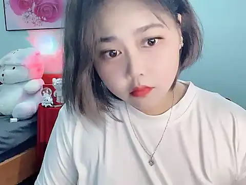 Snapshot of Nhanlu009 chatting on 05-21-26, 12:01 Nhanlu009 online show from 05-21-26, 12:01