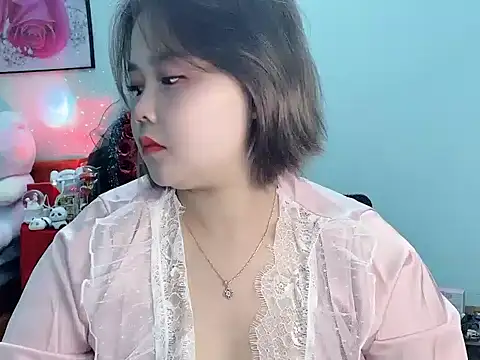 Snapshot of Nhanlu009 chatting on 05-23-26, 12:42 Nhanlu009 online show from 05-23-26, 12:42