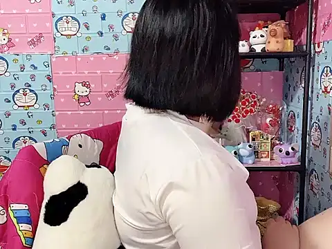 Snapshot of Nhanlu009 chatting on 06-20-26, 11:02 Nhanlu009 online show from 06-20-26, 11:02
