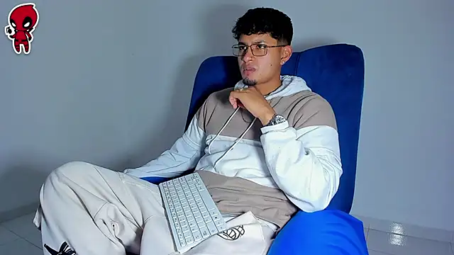 Thiago snoop online show from 05-30-26, 02:41