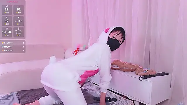 Snapshot of sexyjoy95 chatting on 05-27-26, 11:51 sexyjoy95 online show from 05-27-26, 11:51