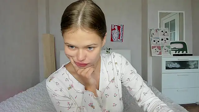 Snapshot of jinooox chatting on 05-06-26, 01:57 jinooox online show from 05-06-26, 01:57