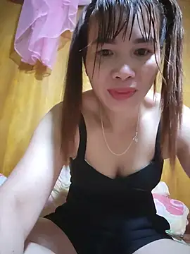 Snapshot of Reeoo-93 chatting on 07-19-26, 02:37 Reeoo-93 online show from 07-19-26, 02:37