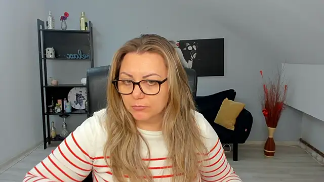 JessieRichards online show from 03-27-26, 07:47