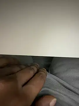 akhilvaran42 online show from 03-18-26, 01:47