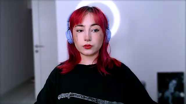 Snapshot of MistressEdith chatting on 04-16-26, 05:52 MistressEdith online show from 04-16-26, 05:52