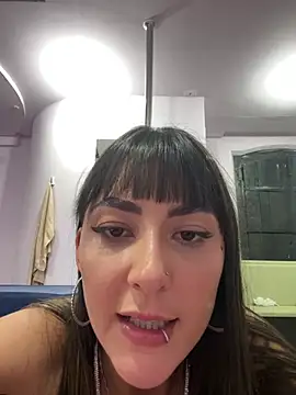 Snapshot of vibe_prive chatting on 04-08-26, 10:21 vibe prive online show from 04-08-26, 10:21