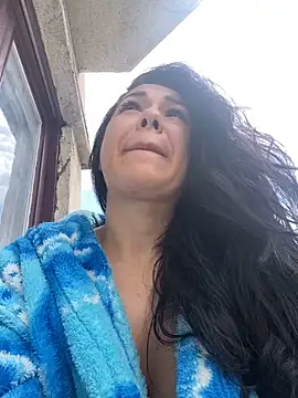 Snapshot of KayaGlow chatting on 05-24-26, 10:31 KayaGlow online show from 05-24-26, 10:31
