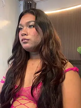 Snapshot of mistresxxivelle chatting on 03-22-26, 01:58 mistresxxivelle online show from 03-22-26, 01:58