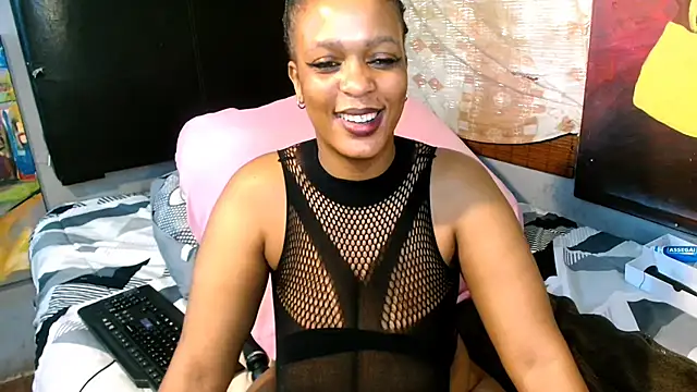 Snapshot of DidyBerry chatting on 05-18-26, 06:41 DidyBerry online show from 05-18-26, 06:41