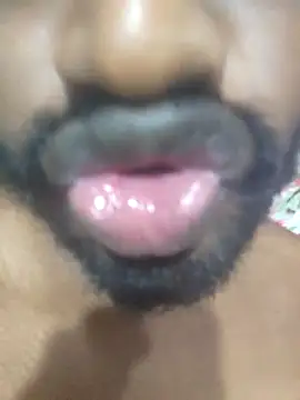 Snapshot of singletamilguy chatting on 03-28-26, 05:34 singletamilguy online show from 03-28-26, 05:34