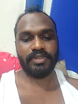 Snapshot of singletamilguy chatting on 04-05-26, 12:13 singletamilguy online show from 04-05-26, 12:13