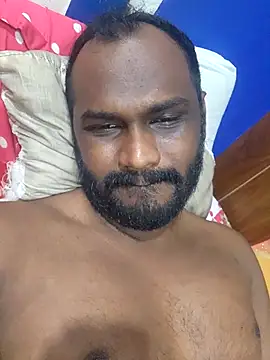 Snapshot of singletamilguy chatting on 04-08-26, 08:09 singletamilguy online show from 04-08-26, 08:09