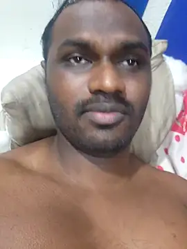 Snapshot of singletamilguy chatting on 04-17-26, 07:28 singletamilguy online show from 04-17-26, 07:28