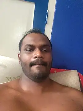Snapshot of singletamilguy chatting on 04-23-26, 06:47 singletamilguy online show from 04-23-26, 06:47