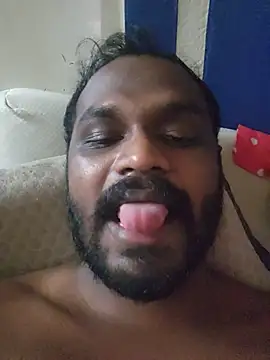 Snapshot of singletamilguy chatting on 05-27-26, 10:12 singletamilguy online show from 05-27-26, 10:12
