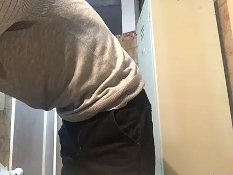 Snapshot of saber910 chatting on 03-30-26, 10:33 saber910 online show from 03-30-26, 10:33