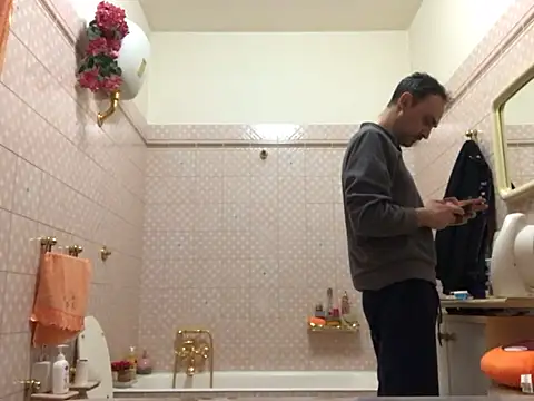 Snapshot of saber910 chatting on 04-16-26, 10:27 saber910 online show from 04-16-26, 10:27